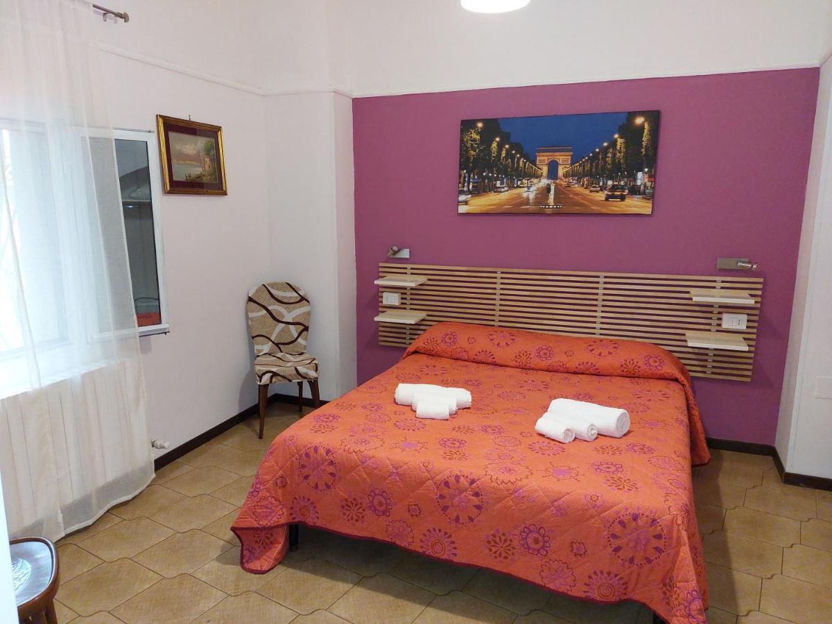 Rooms Palazzo Paladini Lecce Luaran gambar