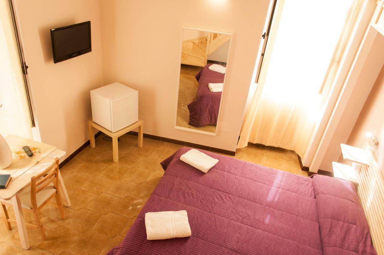Rooms Palazzo Paladini Lecce Luaran gambar